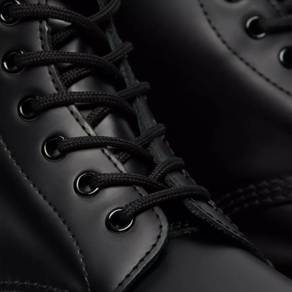 dr martens | 1460 smooth leather lace up boots - Picture 3 of 9